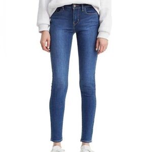 Levi's Women's Skinny Jeans in Deep Blue